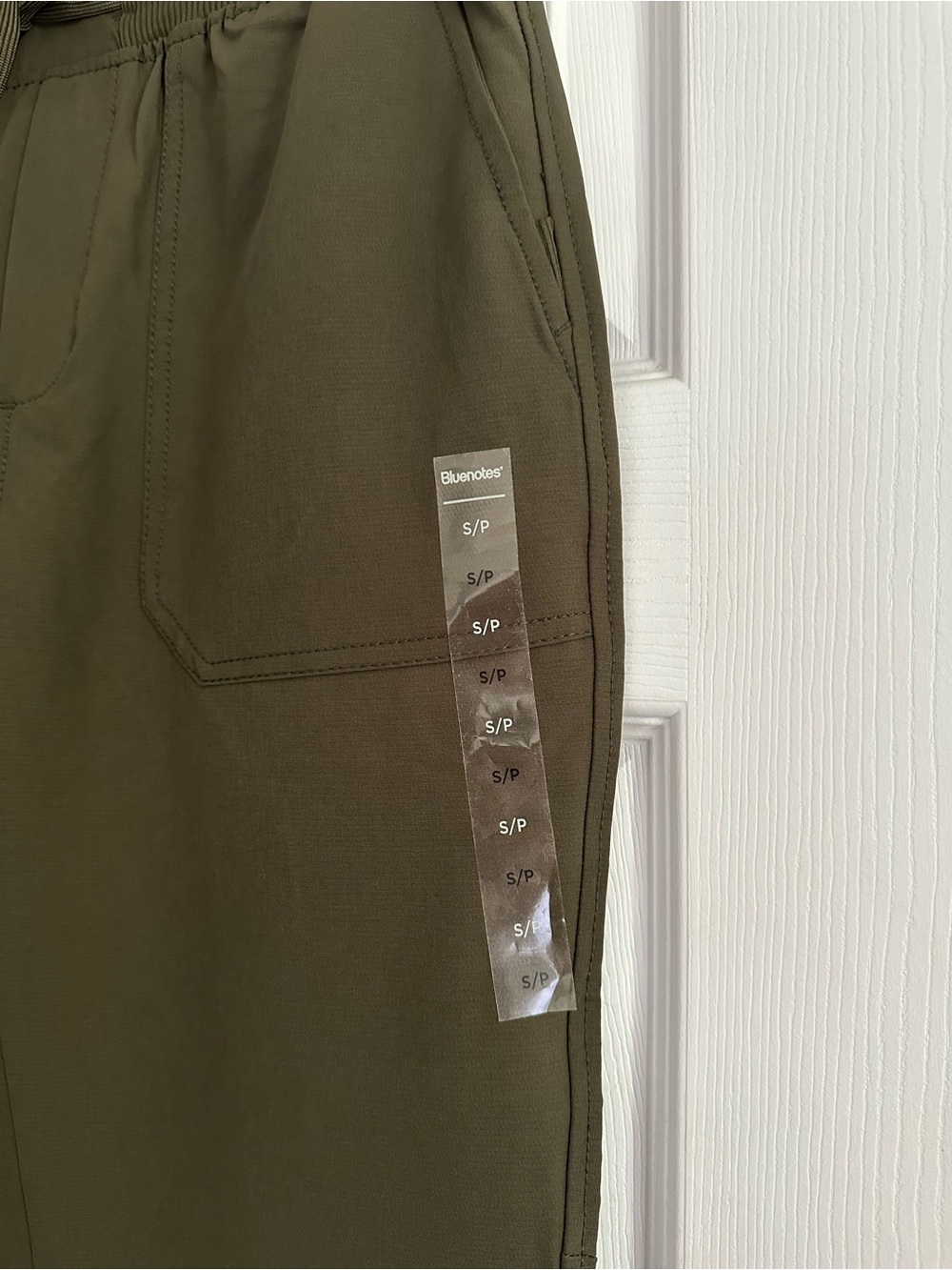 Size S Bluenotes Men’s Traveller Jogger Olive Green Stretch Performance Pants - Picture 5 of 8